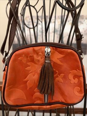 Alexander Italy Three Sectioned Orange Brown Leather Crossbody Bag Tassel